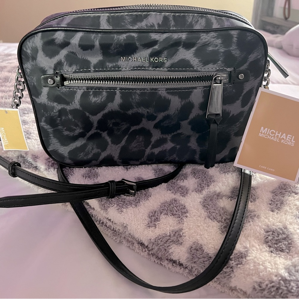 Michael Kors Polly LG Crossbody (Black & Grey Leopard Print) NWT